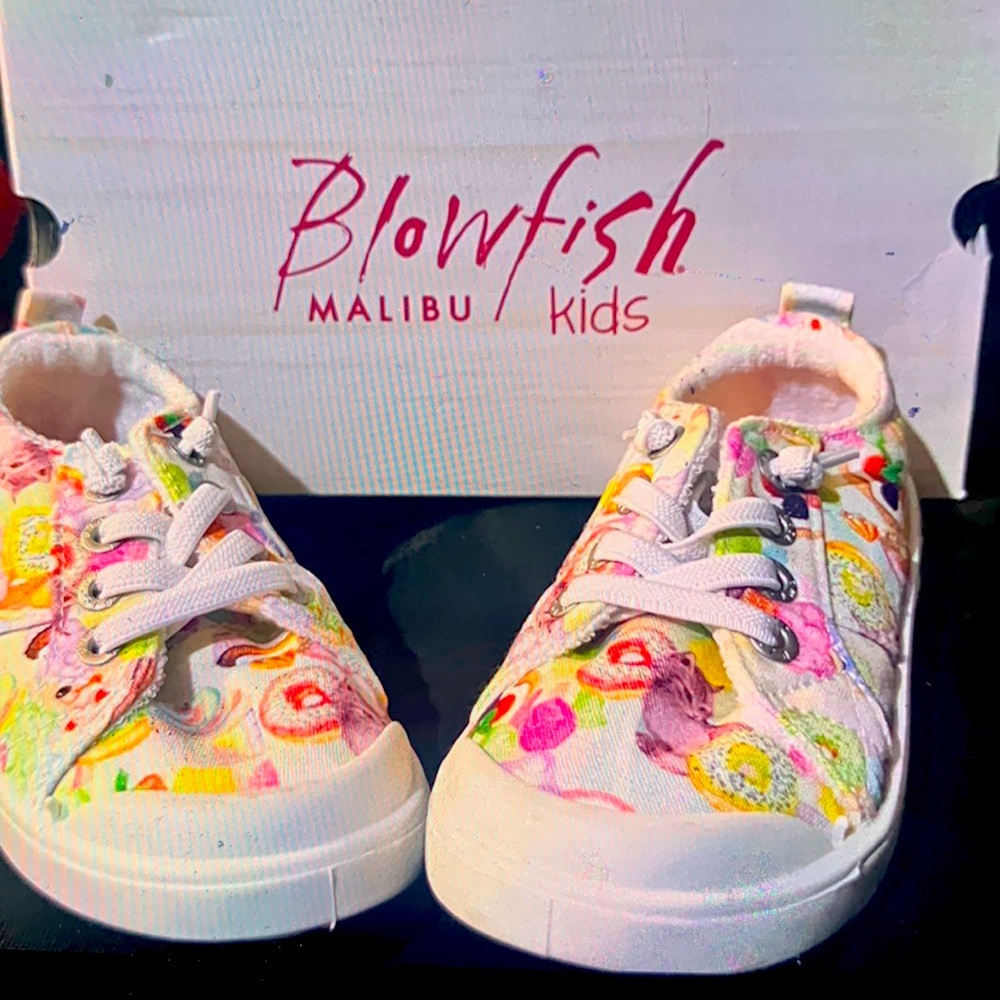 Blowfish Shoes NWT Size 8 “Off White Summer Snack” super cute